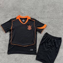 thumbnail for Camisas Infantis de Casa e Fora para a Qualificação da Liga dos Campeões 2526: Arsenal, Bayern, Tottenham, Barcelona, Real Madrid, Paris, Manchester City