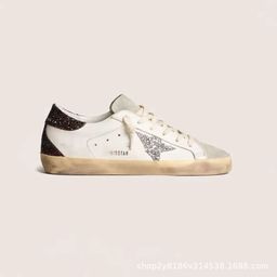 thumbnail for Classic Versatile Korean Gg Casual Distressed Sneakers for Men and Women, Vintage Star Design, Height-Increasing Dirty Leather White Shoes