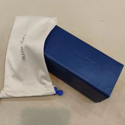 thumbnail for Xiaoxiang 26C Scrunchie Sunglasses Glasses Case Cotton Inner Bag GM Full Package CD Original High Quality Sunglasses Case