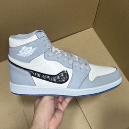 thumbnail for 高品质aj1高帮板鞋男平底休闲球鞋女复古运动鞋拉链漆皮街头潮鞋