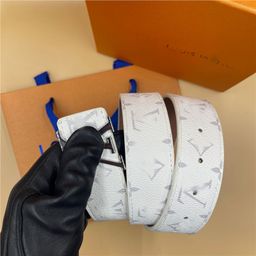 thumbnail for Cross-border classic V plaid men's belt smooth buckle belt trendy casual jeans belt in stock
