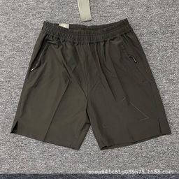 thumbnail for Shorts masculinos de secagem rápida em seda gelada fina para o verão, marca moderna e simples, calças de praia, basquete, esportes de cinco pontos, atacado transfronteiriço.