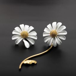 thumbnail for Cross-border new Korean jewelry set alloy flower earrings women's fashion niche simple daisy Internet celebrity stud earrings