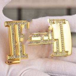 thumbnail for Automatic buckle buckle single sale belt buckle alloy chuck men's trouser belt buckle V buckle G letter H belt head Z boy