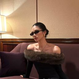 thumbnail for rovente fragrant shoulder rebellion, black fur collar, one-shoulder T-shirt, long sleeves, slim off-the-shoulder, bandeau hottie top